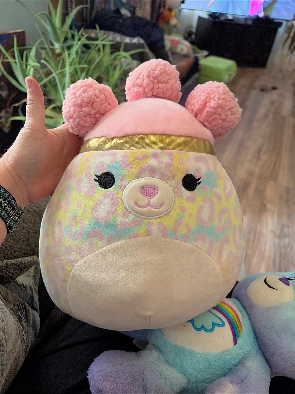 Squishmallows Beebz the Cheetah (Squish-Doos) Plush Pink & Yellow